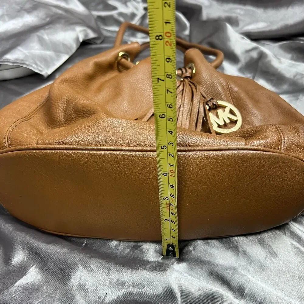 Michael Kors Astor Ring Handbag Camel Brown Tassel MK Purse Pebbled Leather Hobo
